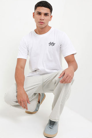 Andrew Smith T-Shirt Slim Fit Pria A0156P08D Andrew Smith T-Shirt Slim Fit Pria A0156P08D