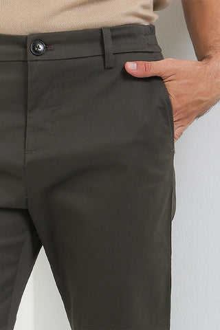Andrew Smith Celana Panjang Chinos Ankle Length Pria A0005X06H