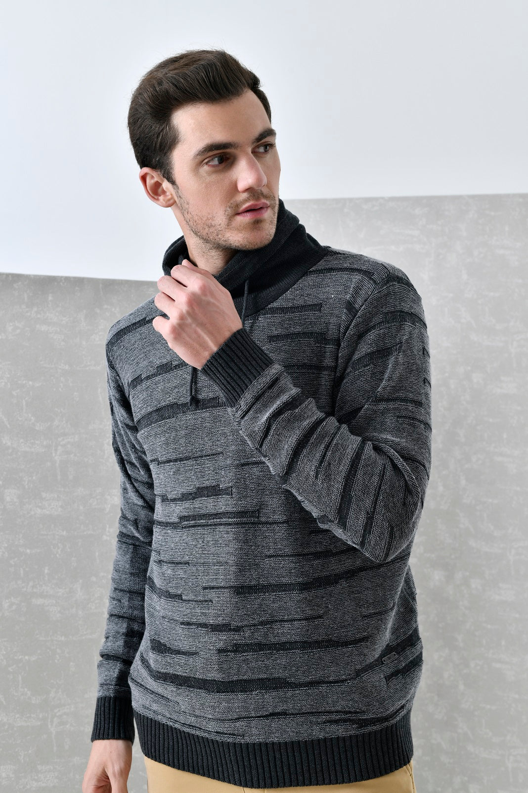 Andrew Smith Sweater Pria A0013J04A