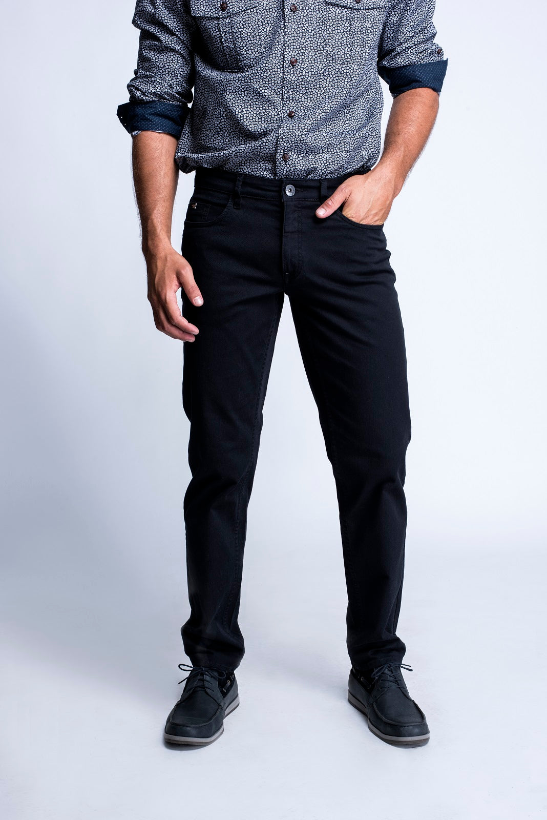Andrew Smith Celana Panjang Slim Fit Pria A0104X01A