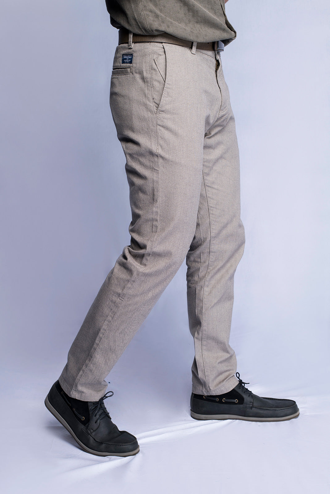 Andrew Smith Celana Panjang Chinos Slim Fit Pria A0030X05A